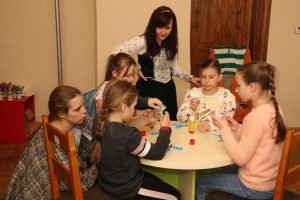 O rytierovi, ktorý sa nevedel správať